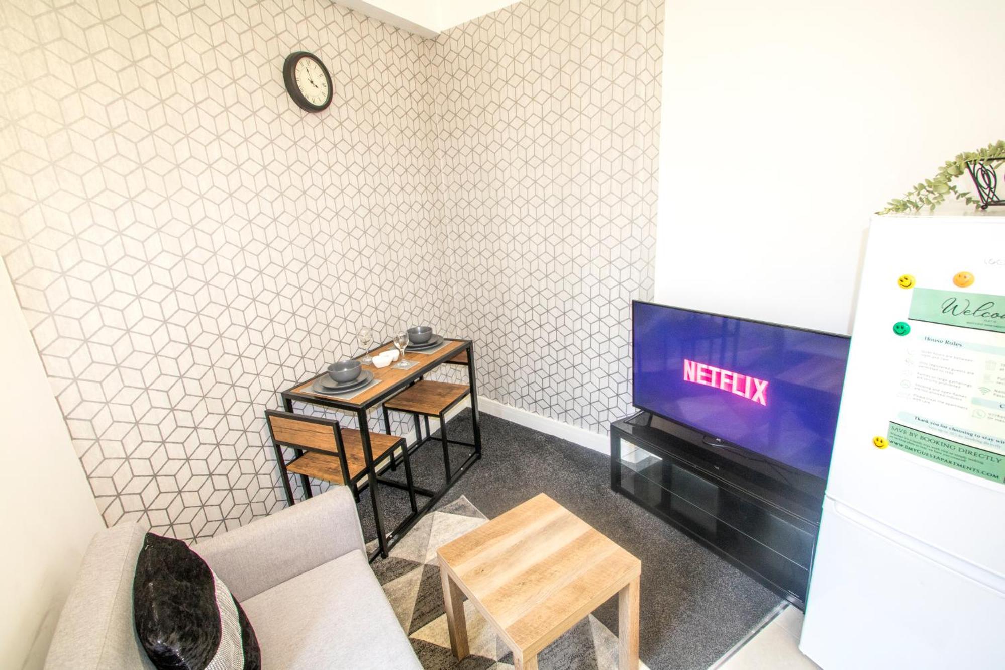 Cozy And Charming - 1 Bedroom Apartment - Free Parking, Transit Links, Close To Stadiums Manchester Exteriör bild